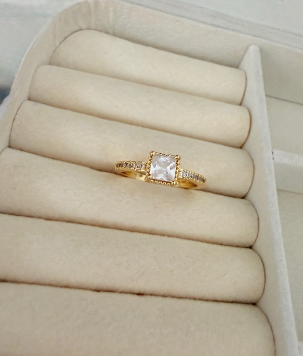 ANILLO RODIO CON CIRCON DORADO