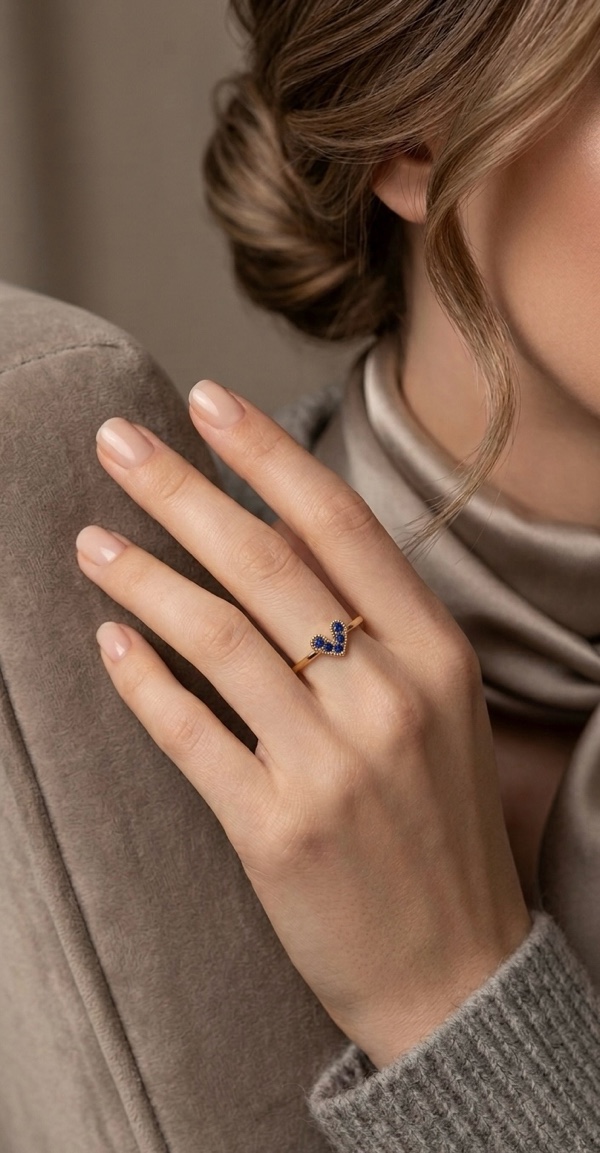 ANILLO CORAZON CIRCONES AZUL DORADO