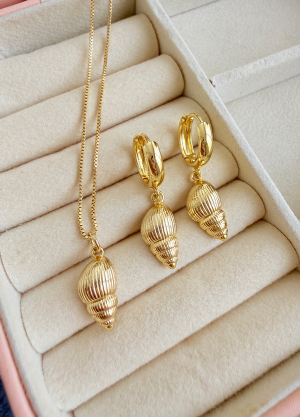 SET CADENA Y CANDONGAS CARACOLES DORADO