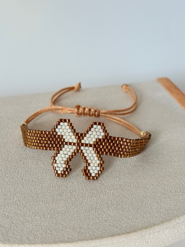 PULSERA TEJIDA EN MIYUKI CENTRO LAZO COLORES