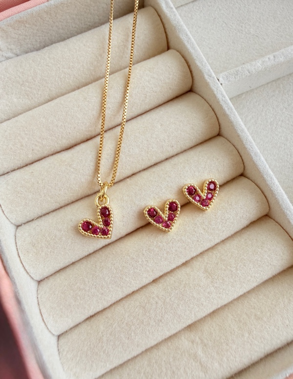 SET CADENA Y TOPOS CORAZONES PEQUEÑOS FUCSIA DORADO