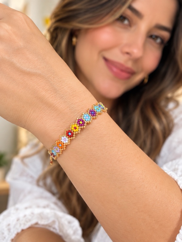 PULSERA TEJIDA MIYUKI FLORES COLORES