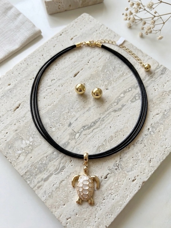 SET COLLAR TORTUGA Y TOPOS DORADO